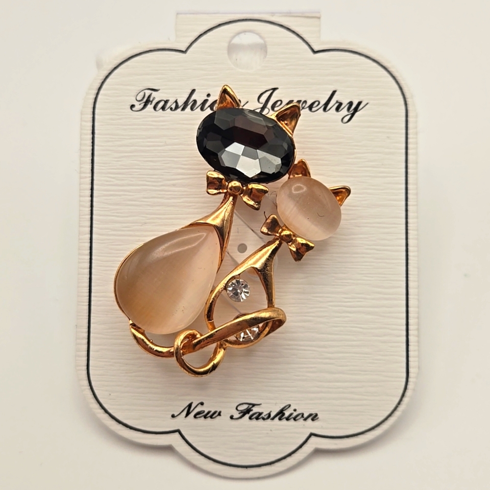 NWOT Two Kitty Cat Sitting Brooch/Pin Rose Gold Tone